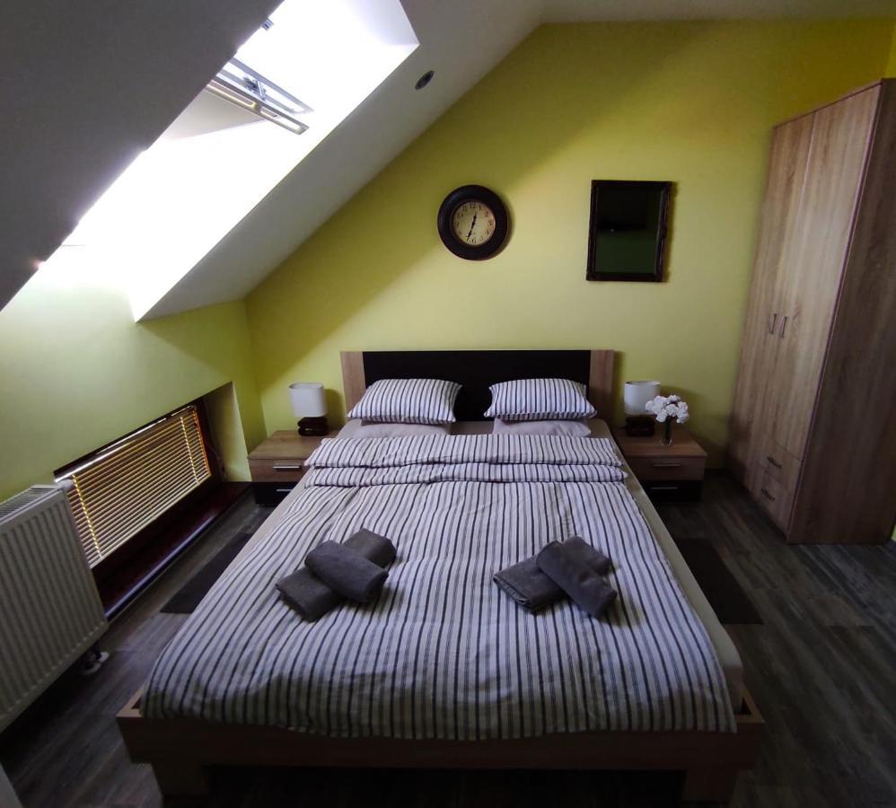 Accommodation "Old Town Dreznik" Rakovica Luaran gambar