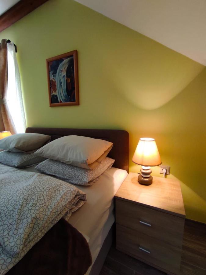 Accommodation "Old Town Dreznik" Rakovica Luaran gambar
